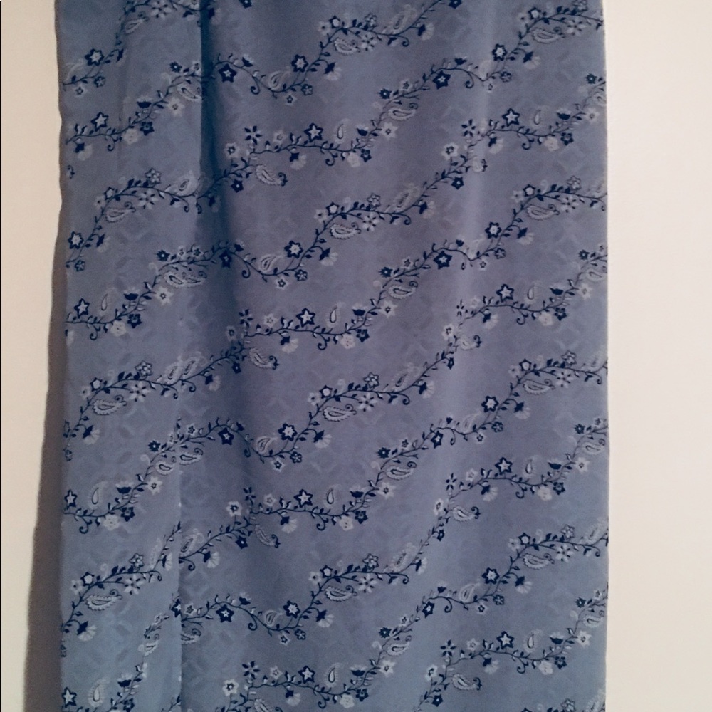 Worthington full length skirt with beautiful print